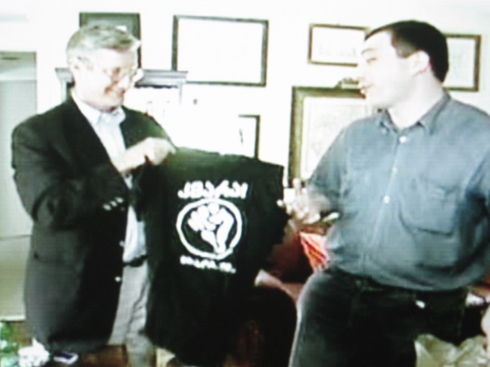 Bokerija im Büro von Bruce Jackson